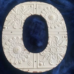 Metal/wood antique letter O